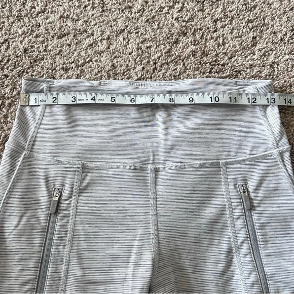 Lululemon Invigorate 7/8 Tight Wee Are From Space Ice Grey - Picture 13 of 14